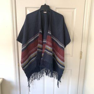 NWOT Hollister Navy Fringed Blanket Poncho Size ML